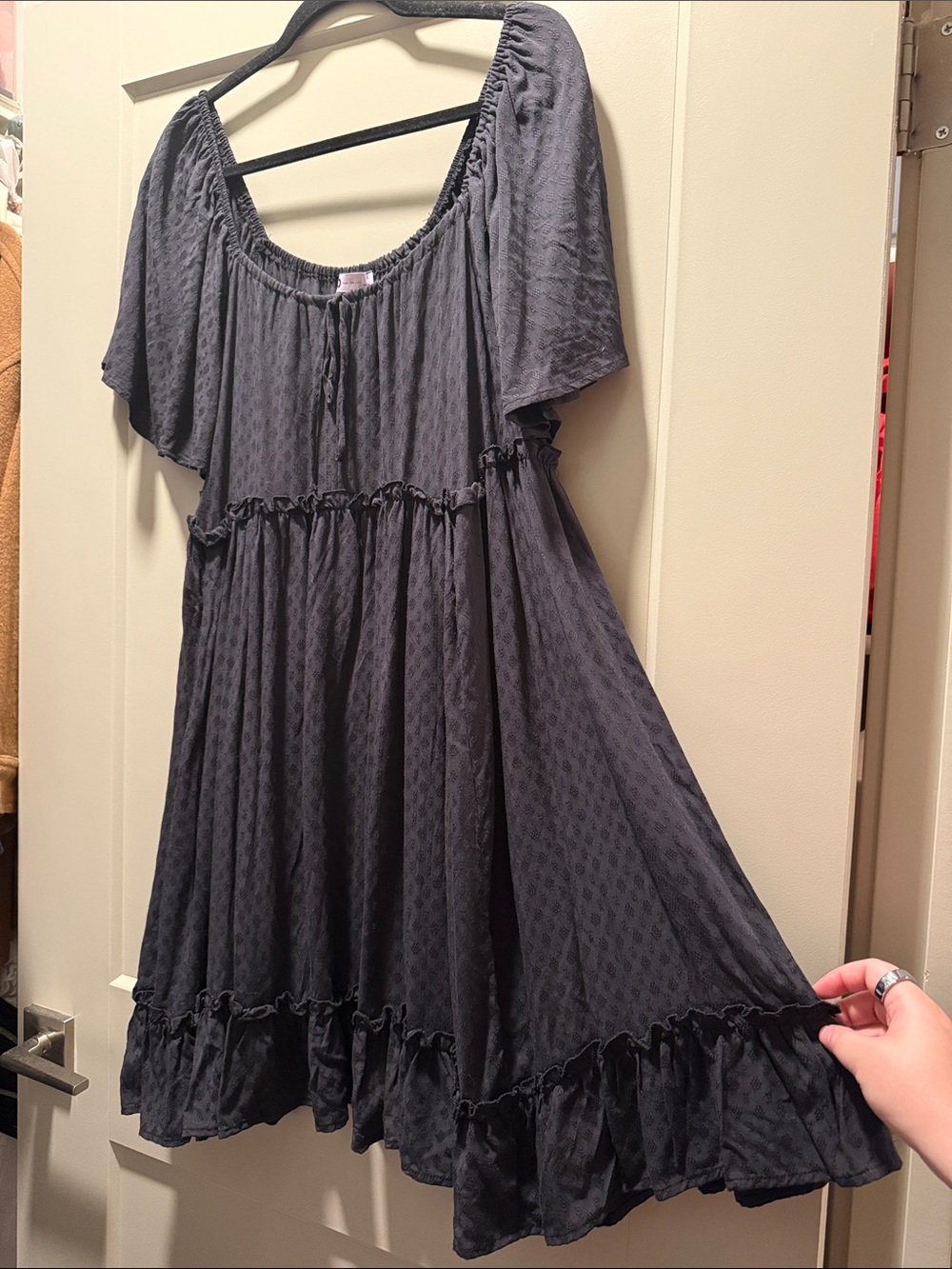 Flowy Dark Grey Short-Sleeve Ruffled Dress